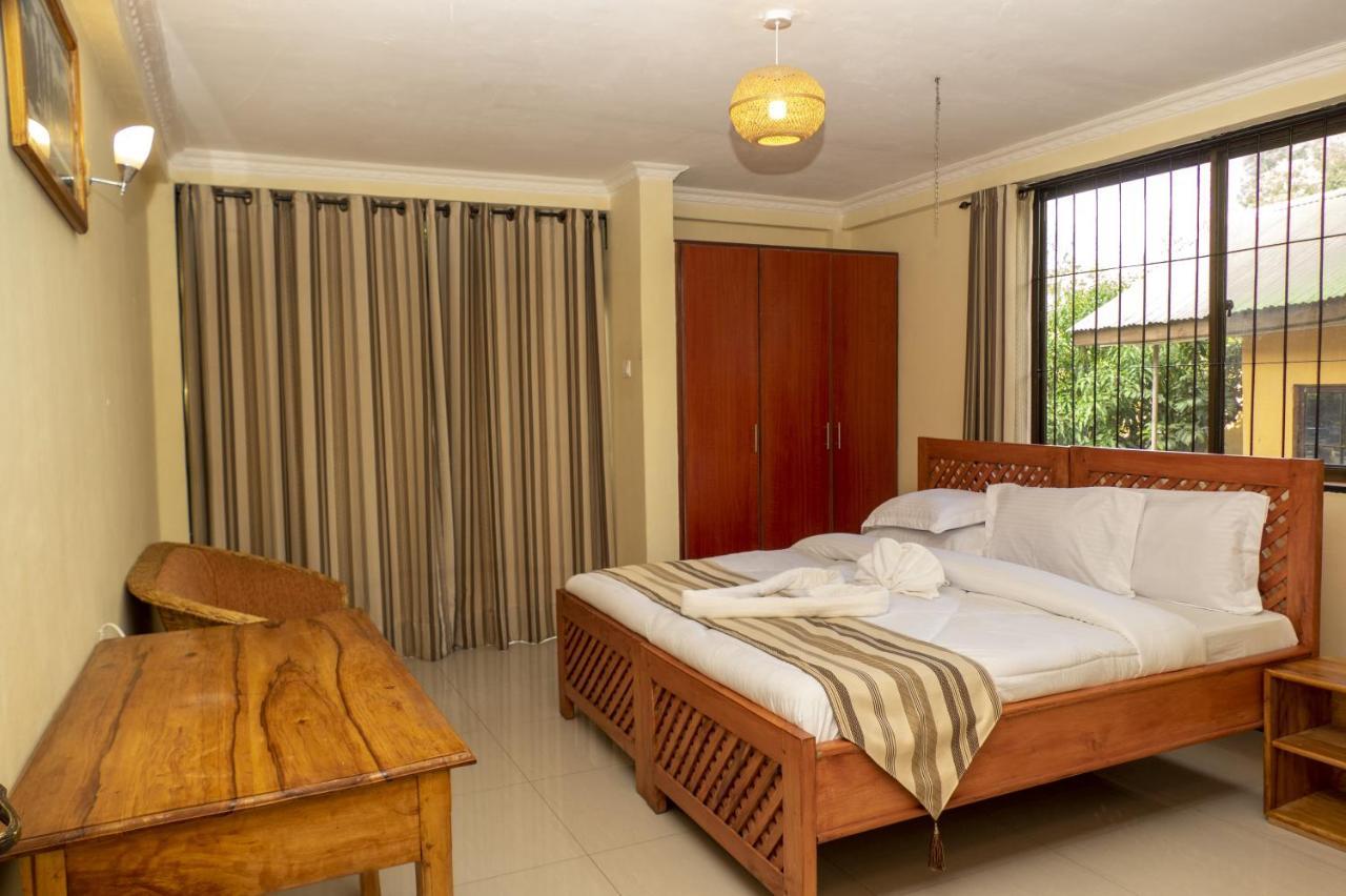 Runako Lodge อารูชา ภายนอก รูปภาพ