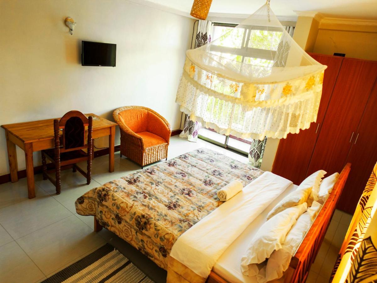 Runako Lodge อารูชา ภายนอก รูปภาพ